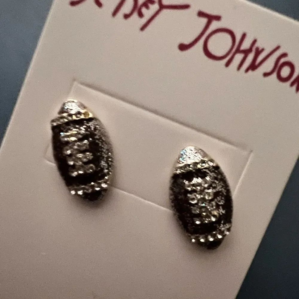 🏈 Betsey Johnson sparkling crystal football studs 🏈